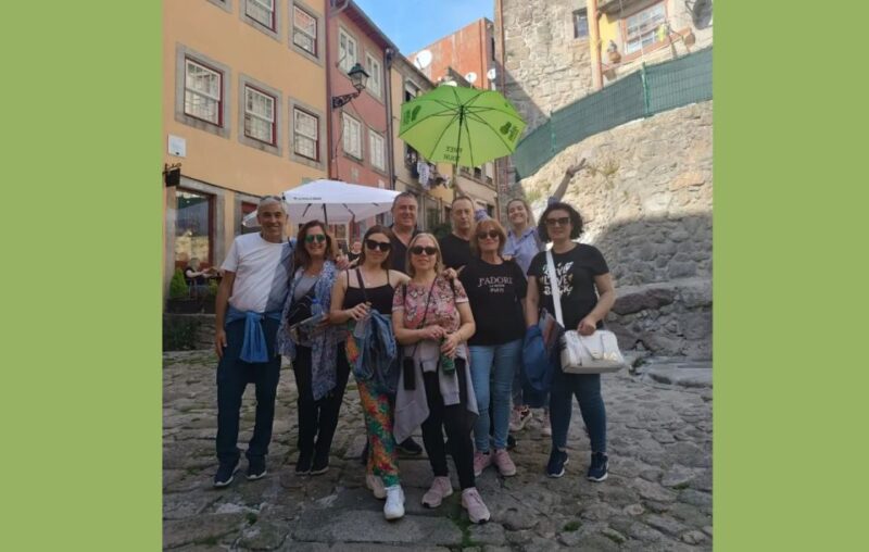 Porto: Old Town and Ribeira Walking Tour - Highlights of the Tour