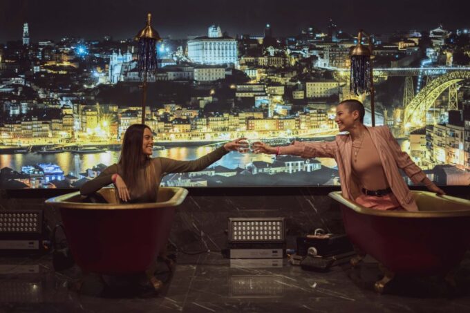 Porto: Pink Palace Entry Ticket & Tasting at WOW - Explore Rosé Wine Rooms