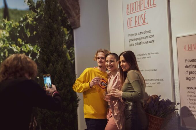 Porto: Pink Palace Entry Ticket & Tasting at WOW - Interactive Sensory Experience
