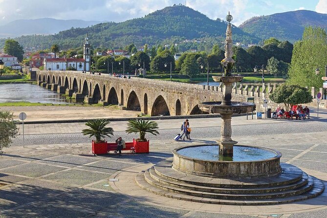 Porto: Ponte De Lima and Viana Do Castelo Food and Wine Tour  - Braga - Minho Regions Green Wine Culture