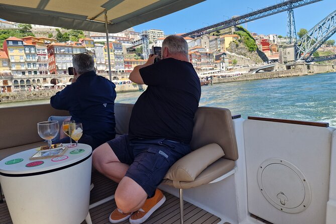 Porto: Private 6 Bridges Tour by Yacht - Inclusions and Amenities
