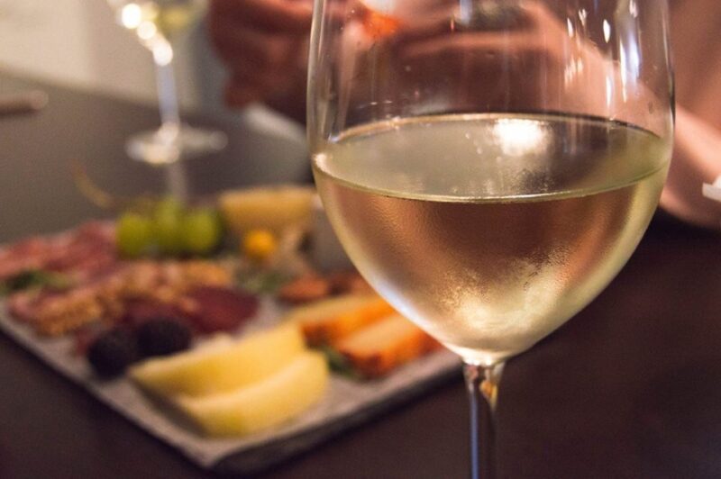 Porto: Private Guided Wine-Tasting Tour - Important Notes