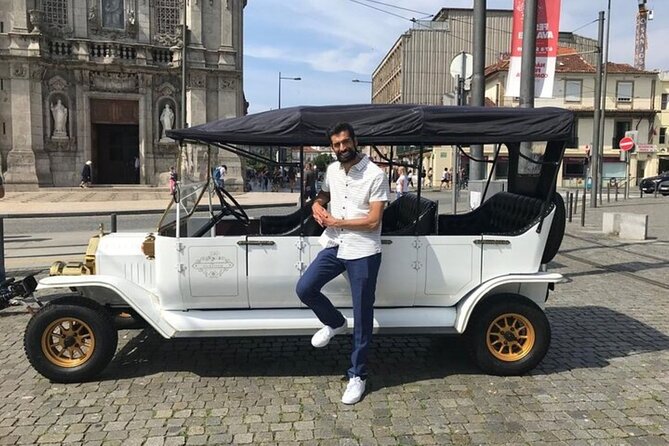 Porto: Private Oldtown Citytour by Ford T Electric - Vintage Ford T Electric