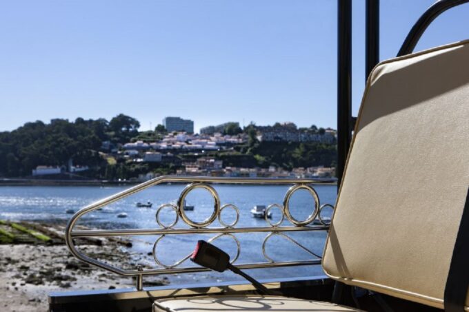 Porto: Private Sightseeing Tour by Electric Tuk Tuk - Starting Location