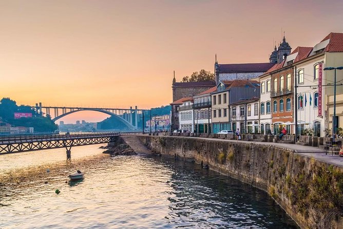 Porto Private Tour From Lisbon With Wine Tasting - Wine Tasting Experience