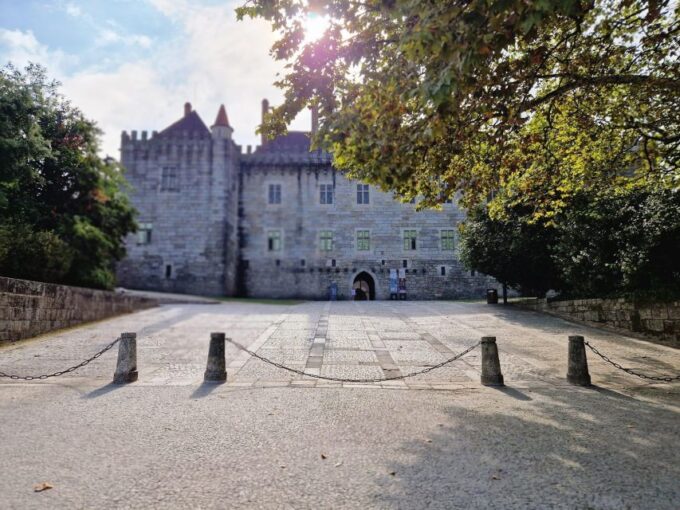 Porto: Private UNESCO Heritage Site Tour - Braga & Guimarães - Discover Medieval Guimarães
