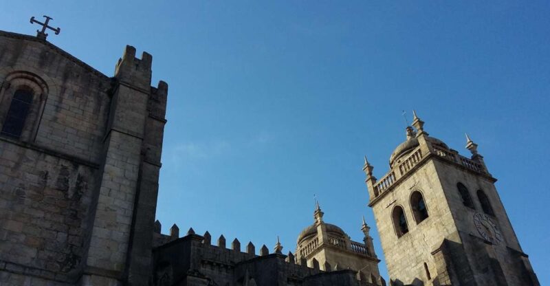 Porto: Roots Walking Tour - Tour Itinerary