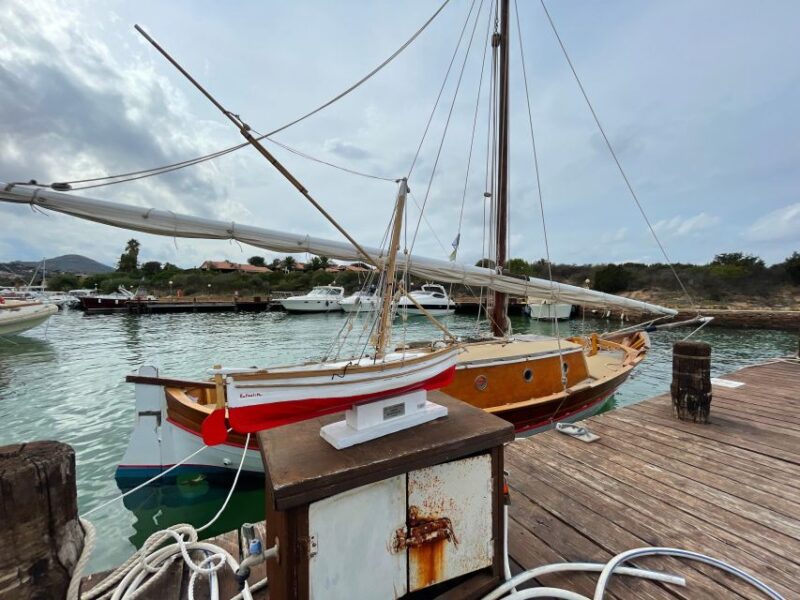Porto San Paolo: Tavolara & Molara Vintage Cruise With Lunch - Exploring Tavolara and Molara Islands