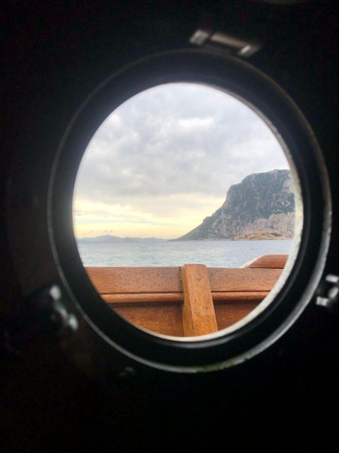 Porto San Paolo: Tavolara & Molara Vintage Cruise With Lunch - Breathtaking Photo Stops and Sightseeing