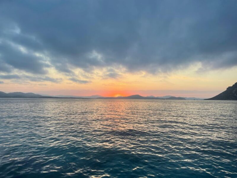 Porto San Paolo: Vintage Cruise Sunset Aperitif to Tavolara - Inclusions