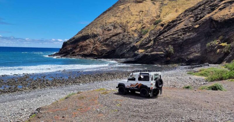 Porto Santo: Island Highlights 4x4 Tour With Hotel Transfers - Exploration Activities