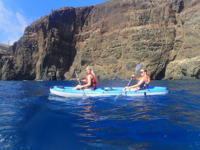 Porto Santo: Kayak Tour From Ponta Calheta - Tour Availability and Meeting Point