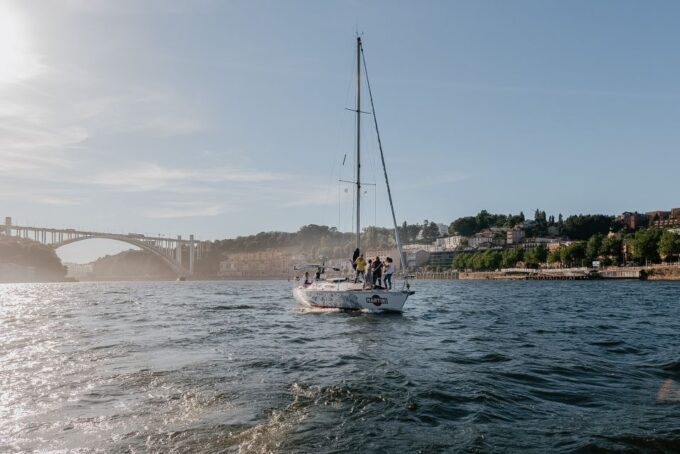 Porto: Shared Douro River Sunset Cruise With Welcome Drink - Participant Restrictions