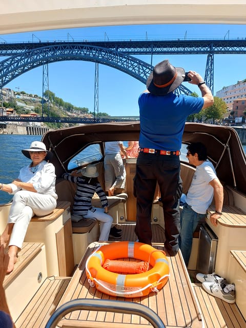 Porto: Six Bridges Douro River Cruise With Drinks - Experience and Itinerary