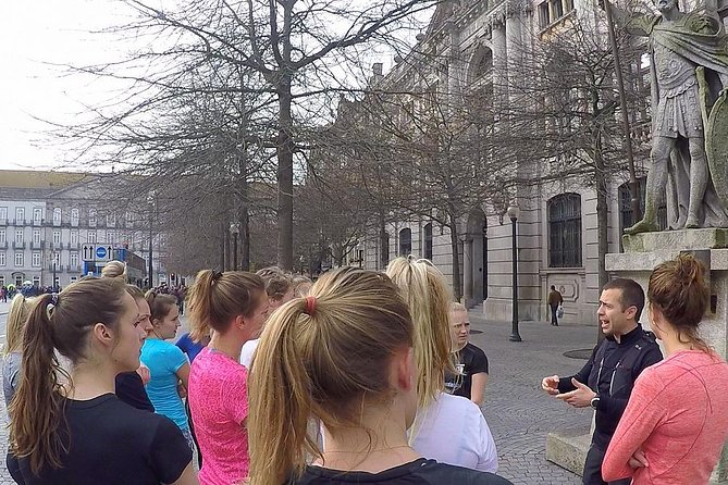 Porto Sunrise Running Tour - Confirmation and Accessibility