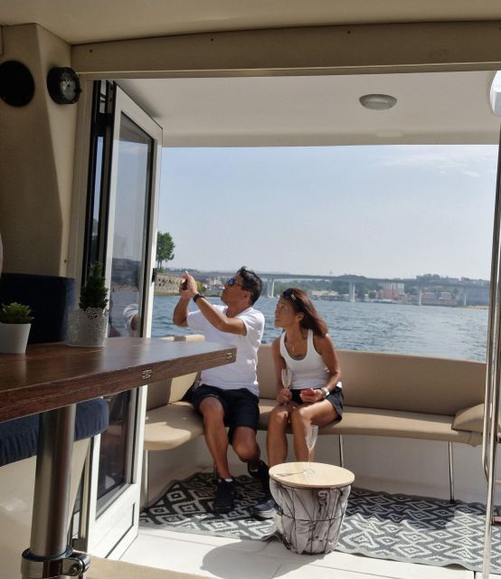 Porto: Sunset Boat Trip With Welcome Drink - Important Notes