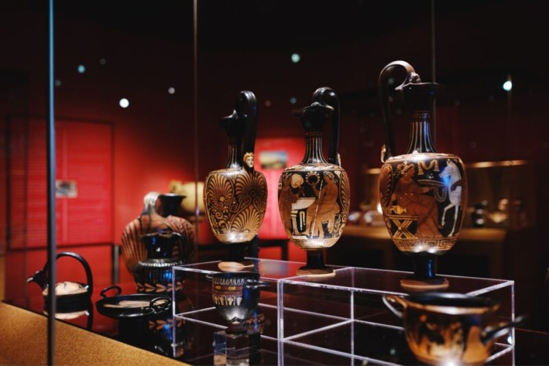 Porto: The Art of Drinking Entry Ticket at WOW - Visitor Amenities and Accessibility