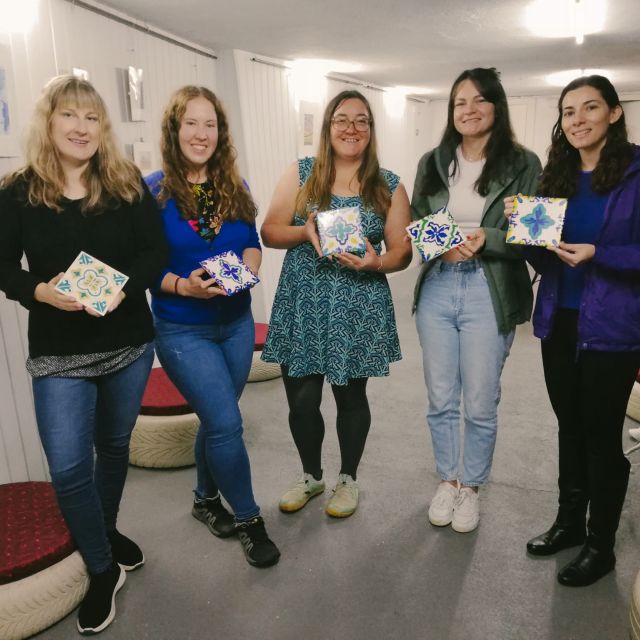 Porto: Tile-Painting Workshop With Glass of Port - Location and Hours