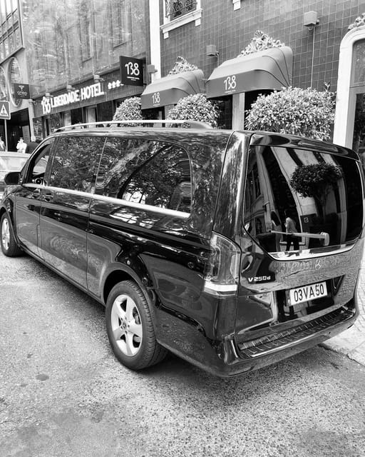 Porto to Lisbon Private/Executive Transfer - Flexible Stops