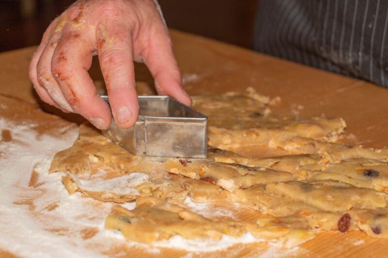 Porto Torres: Sardinian Sweets Cooking Class With Tastings - Booking and Cancellation