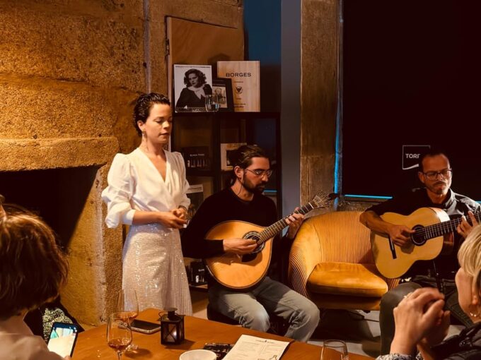 Porto: Traditional Fado Show With Welcome Drink - Inclusions and Exclusions