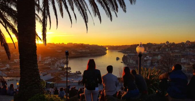 Porto: Tuk Tuk Sunset Tour With Glass of Port Wine - Accessibility Considerations