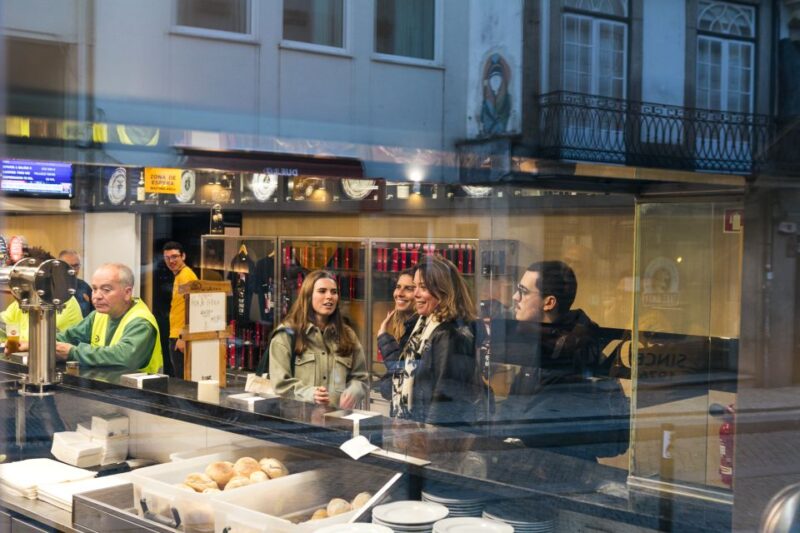 Porto: Walking Dinner Tour With Family-Owned Restaurants - Customer Reviews