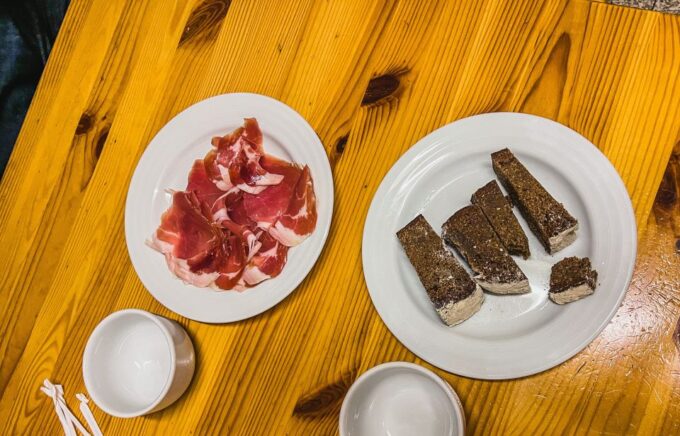 Porto: Walking Dinner Tour With Family-Owned Restaurants - What to Expect