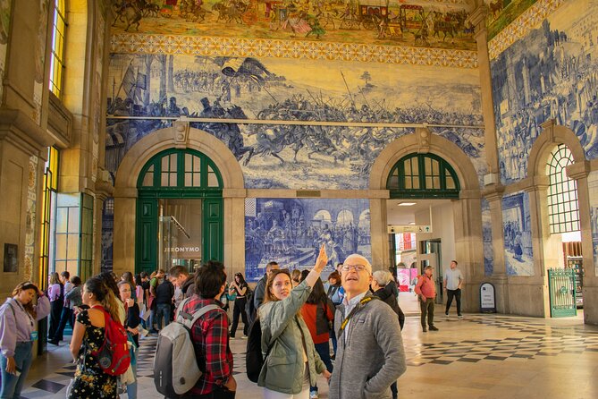 PORTO Walking Tour With a Portuguese History Teacher - Recommended Sights and Insights
