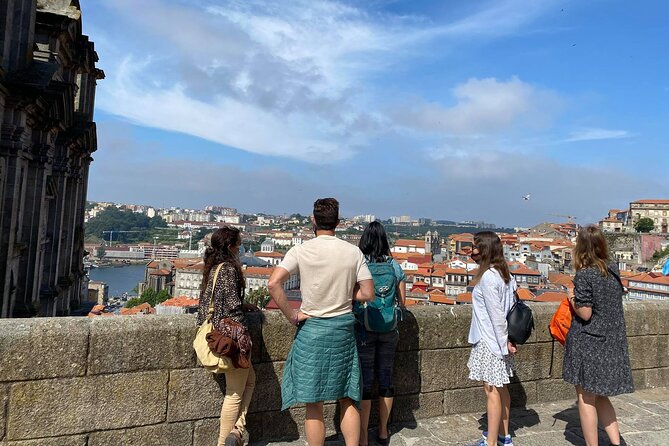 PORTO Walking Tour With a Portuguese History Teacher - Surprise Drink and Snacks