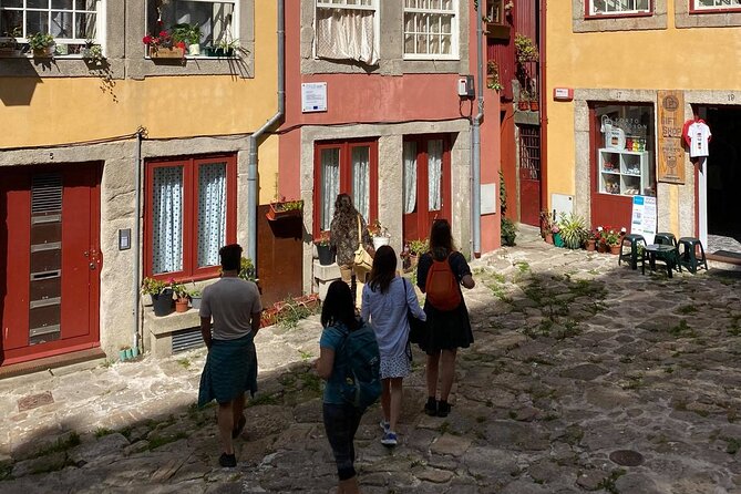 PORTO Walking Tour With a Portuguese History Teacher - Meeting Point and Pickup
