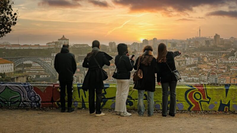 Porto: Wine Tour & One Hour Fado Show | All Included - Wine and Food Pairings
