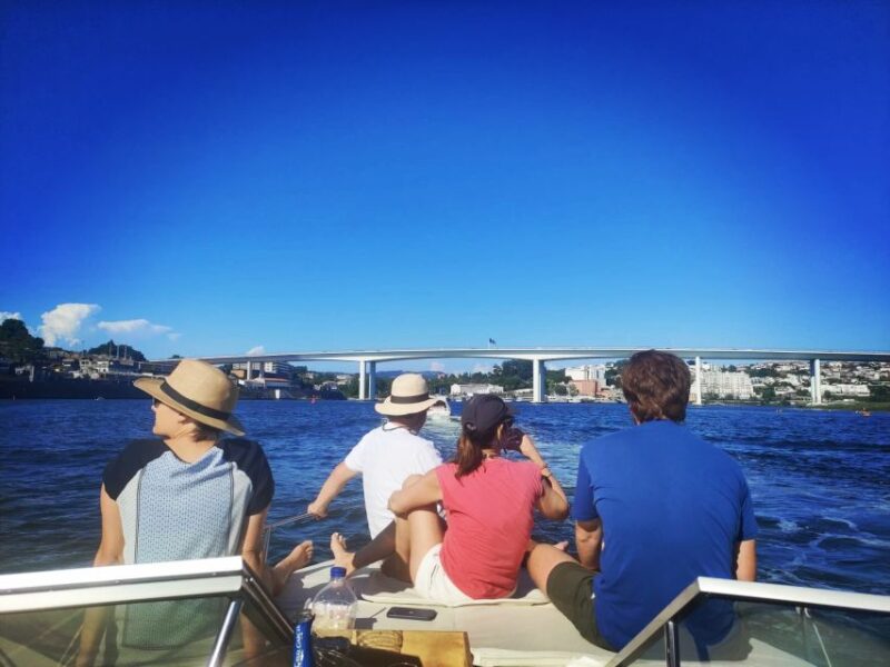 Porto:Private Boat Tour 6 Bridges 1h30 Group Price up to 6px - Important Guidelines