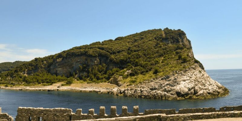 Portovenere and Gulf of Poets: Boat Tour With Lunch & Wine - Key Points