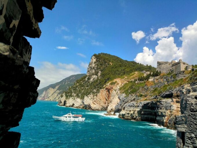 Portovenere & Lerici Tour by Van From Lucca, Pisa, La Spezia - Included Services