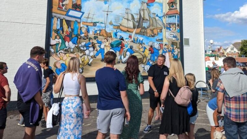 Portsmouth: Old Portsmouth Historical Walking Tour - Coffee, Espionage, and Rogue Tales