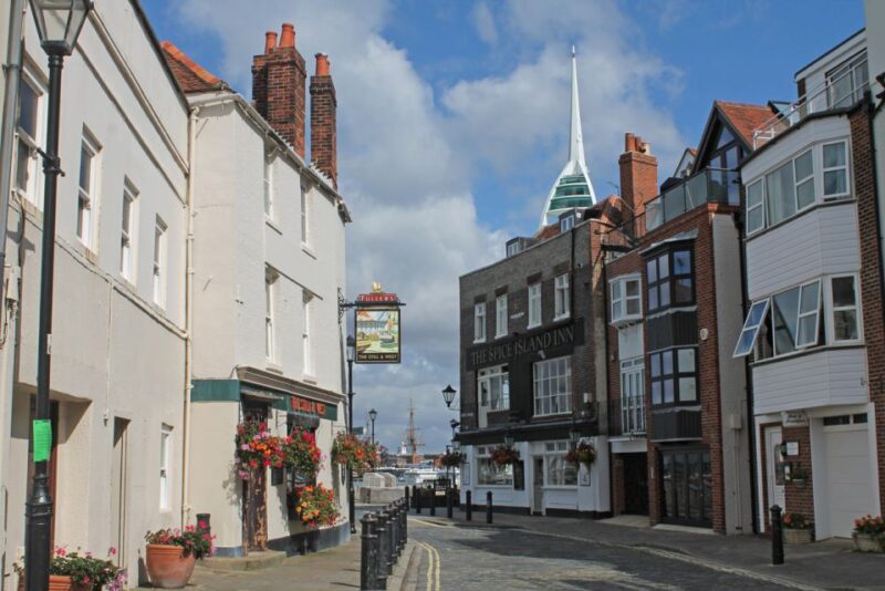 Portsmouth: Quirky Smartphone Heritage Walking Tours - Explore the Citys Rich History