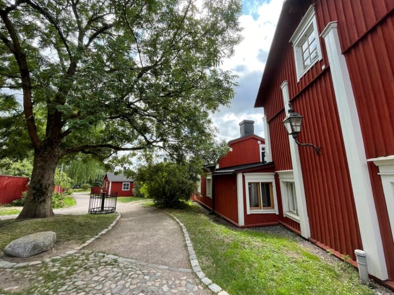 Porvoo Old Town Exploration From Helsinki - Small Group Size