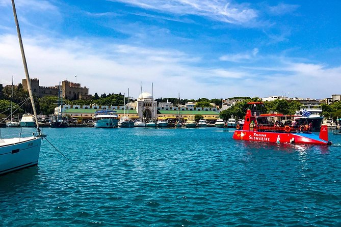 Poseidon Submarine At Mandraki Harbor - Onboard Amenities