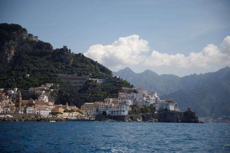 Positano: Amalfi Coast Boat Tour With Fishing Village Visit - Key Points