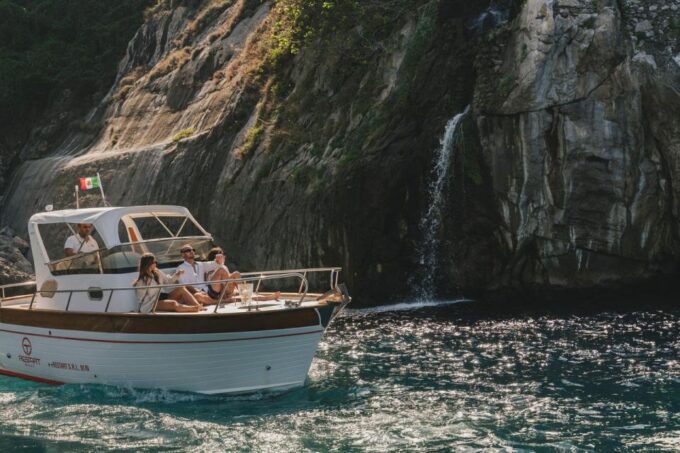 Positano: Amalfi Coast & Emerald Grotto Private Boat Tour - Boat Options