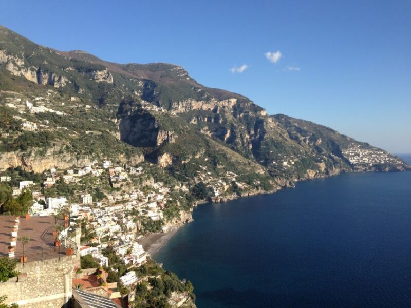 Positano: Private Transfer To/From Rome & Pompeii Ruins - Vehicle and Amenities