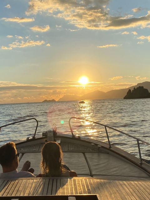 Positano: Sunset Private Cruise - Itinerary and Activities