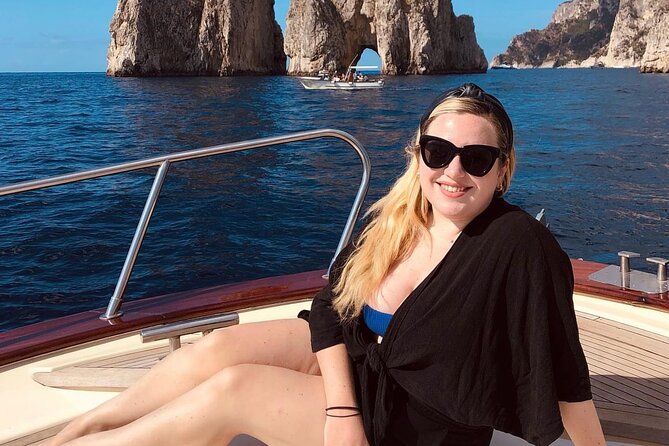 Positano to Capri Instagram Boat Tour - Meeting Point and Logistics