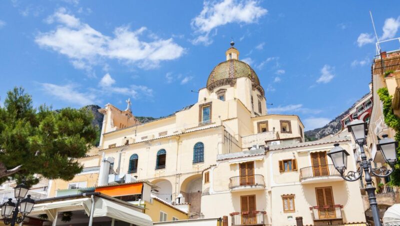 Positano's Christmas Splendor: A Festive Cultural Walk - Hotel Palazzo Murat