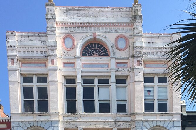 Post Office District Hurricane Hustle Private Scavenger Hunt - Inclusions and Meetup Details