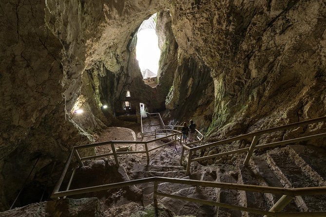 Postojna Cave & Predjama Castle - Customer Reviews