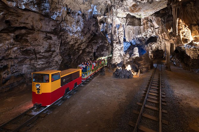 Postojna Cave & Predjama Castle - Small Group Tour From Koper - Discovering Predjama Castle
