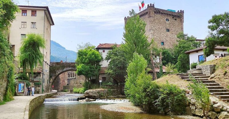Potes: Private Historical Guided Walking Tour - Tour Route and Meeting Point