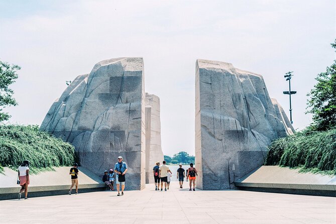 Potomac River Cruise & City Bus Tour With Optional Entry Tickets - Potomac River Cruise